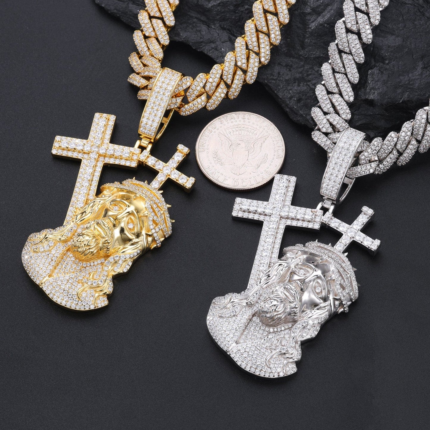 Pendentif Jesus 2 Crosses | Moissanite Frillz