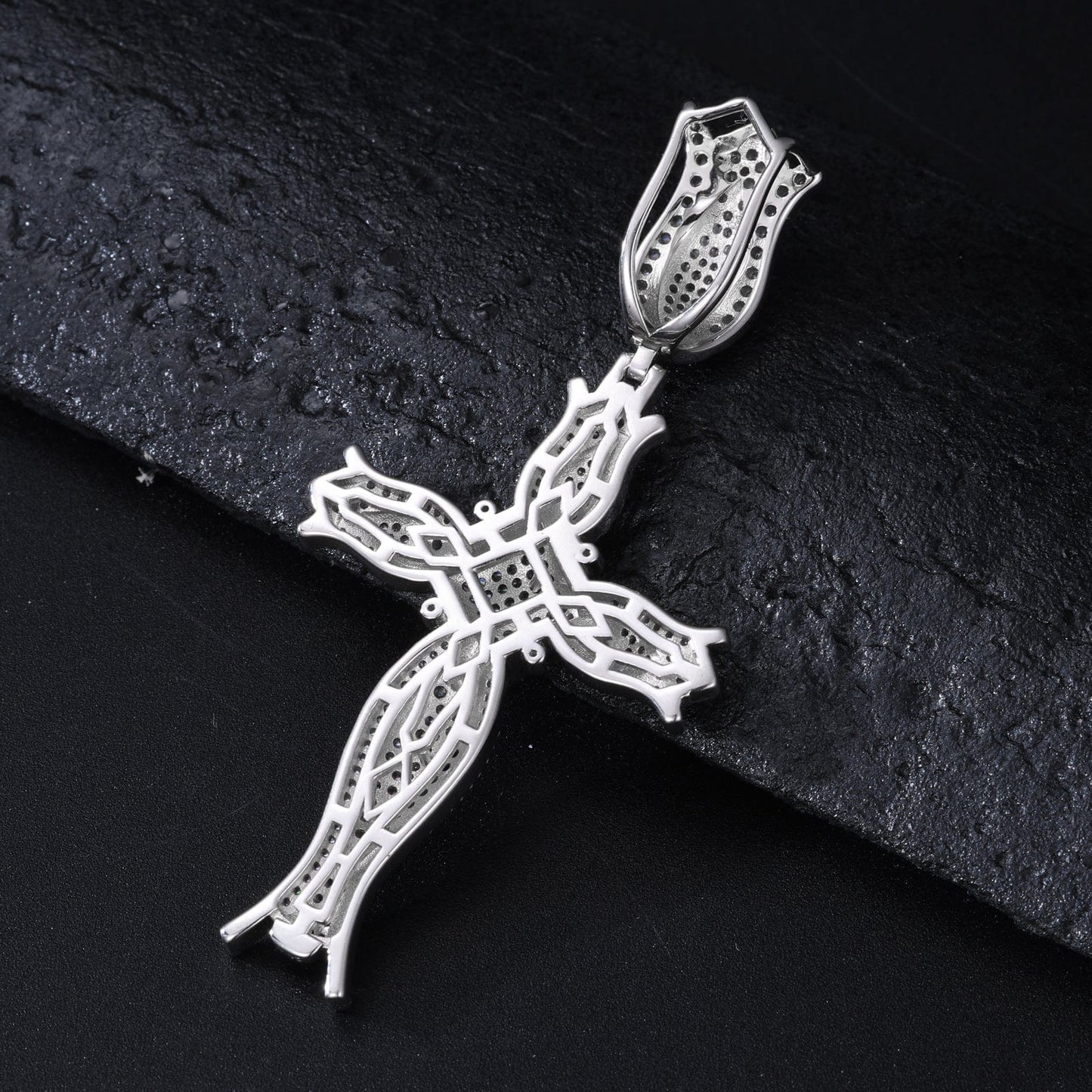 Pendentif Rose Cross | Moissanite Frillz